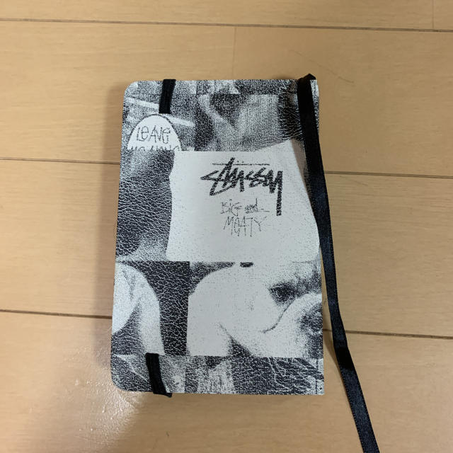 STUSSY(ステューシー)のストゥーシーメモ帳 インテリア/住まい/日用品の文房具(ノート/メモ帳/ふせん)の商品写真