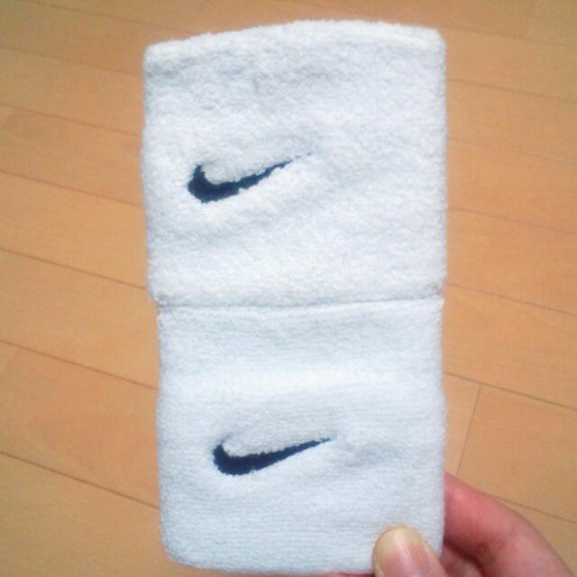 NIKE(ナイキ)のナイキ☆リストバンド その他のその他(その他)の商品写真