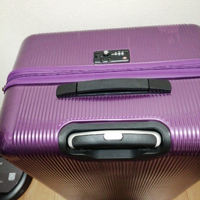 特大サイズの紫のスーツケースレディース