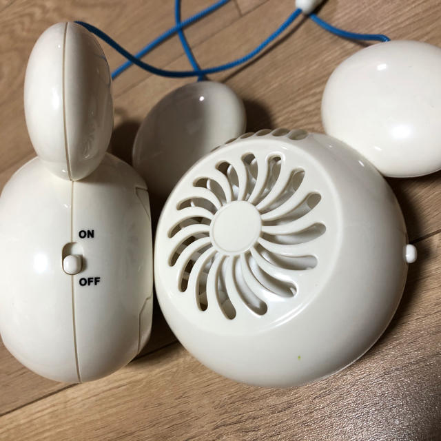 Disney(ディズニー)の東京ディズニーランドのミニ扇風機２つセット スマホ/家電/カメラの冷暖房/空調(扇風機)の商品写真