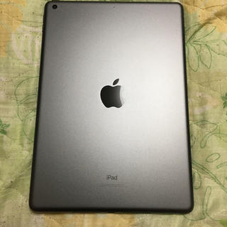 アイパッド(iPad)のIpad 第7世代32GB スペースグレー　美品(タブレット)