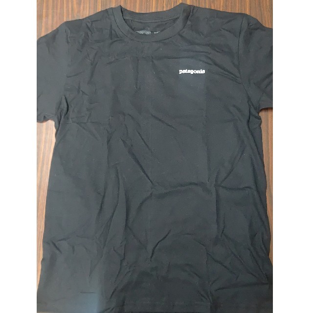 patagonia(パタゴニア)のパタゴニアpatagoniaロゴTシャツ☆黒sizeM メンズのトップス(Tシャツ/カットソー(半袖/袖なし))の商品写真