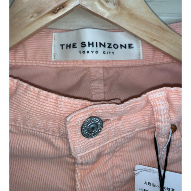 Shinzone(シンゾーン)のSALE 大幅値下げ 新品 サマーコーデュロイカットオフパンツ レディースのパンツ(カジュアルパンツ)の商品写真