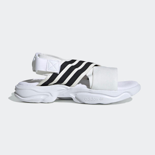 adidas(アディダス)のMAGMUR サンダル / MAGMUR SANDALS レディースの靴/シューズ(サンダル)の商品写真