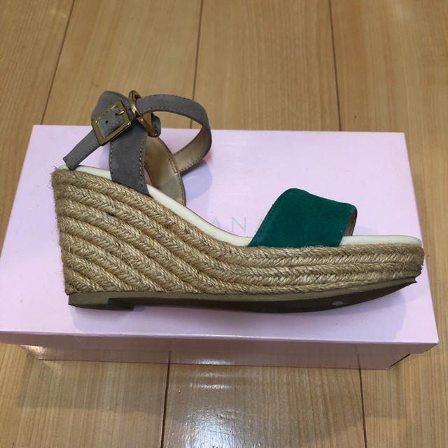 【美品】ウェッジソールサンダル☆Mサイズ レディースの靴/シューズ(サンダル)の商品写真