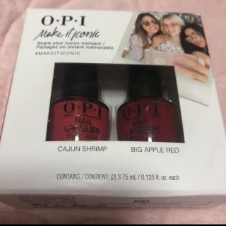 オーピーアイ(OPI)のカナダ限定★O・P・Iネイル2本セット(マニキュア)