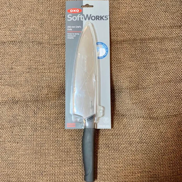 オクソー oxo シェフナイフ 包丁 chef's knife 新品、未使用 インテリア/住まい/日用品のキッチン/食器(調理道具/製菓道具)の商品写真