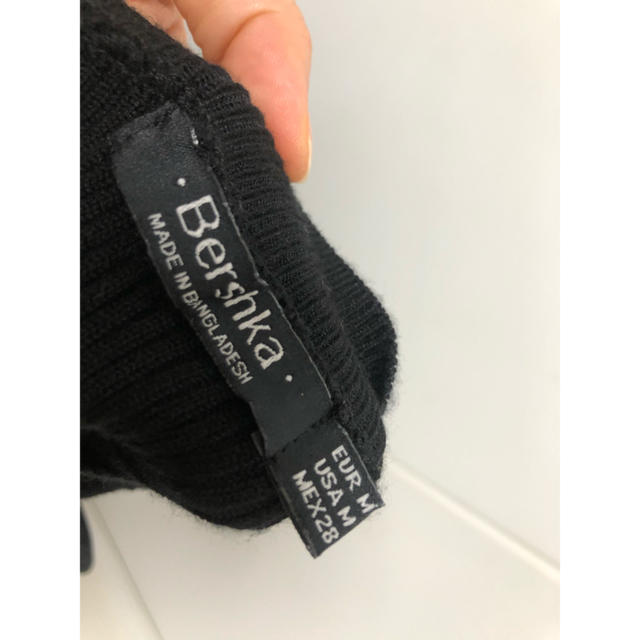 Bershka(ベルシュカ)のベルシュカ　胸元空き　ノースリニットトップス レディースのトップス(タンクトップ)の商品写真