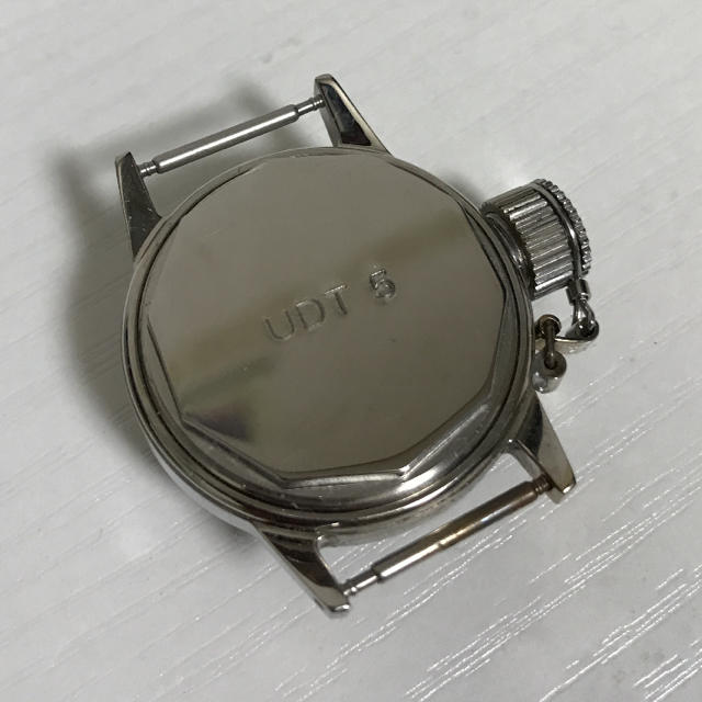 ELGIN(エルジン)のエルジン ELGIN 白黒24時間 リューズガード付き 手巻き軍用　WW2 メンズの時計(腕時計(アナログ))の商品写真