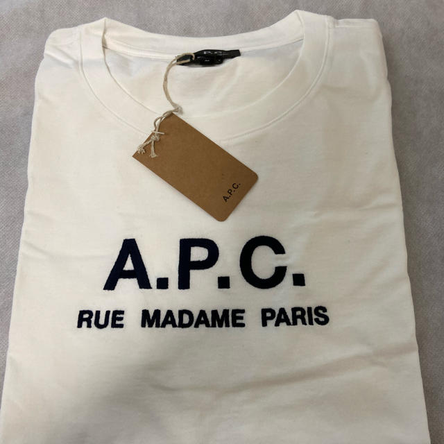 apc レディースサイズ　ロゴT 新品