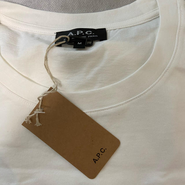 A.P.C(アーペーセー)のapc レディースサイズ　ロゴT 新品 レディースのトップス(Tシャツ(半袖/袖なし))の商品写真