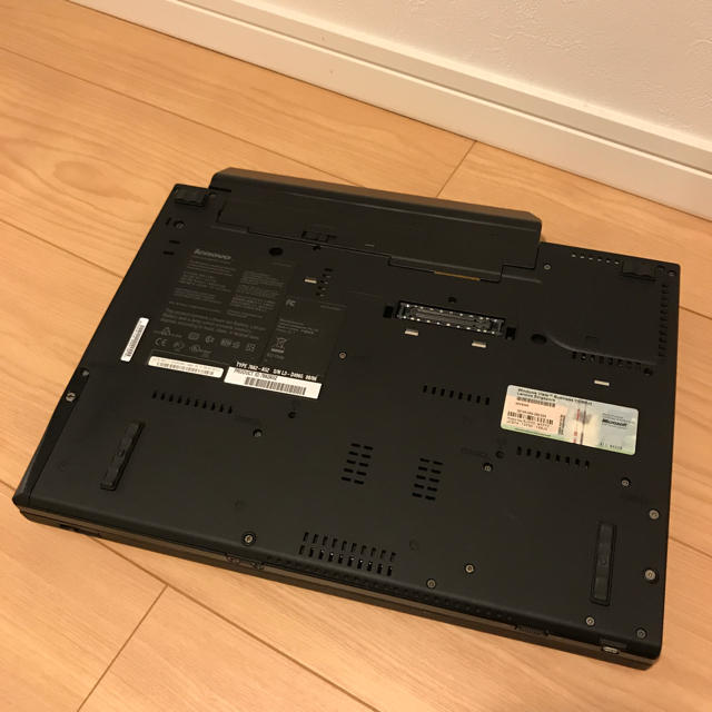Lenovo(レノボ)のジャンク Lenovo ThinkPad T61 スマホ/家電/カメラのPC/タブレット(ノートPC)の商品写真