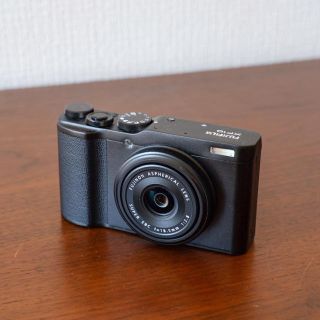 FUJIFILM XF10 エモいの撮れます（笑