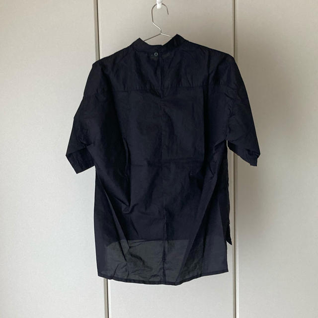 MUJI (無印良品)(ムジルシリョウヒン)の無印良品　スタンドカラー半袖シャツ　XS-S レディースのトップス(シャツ/ブラウス(半袖/袖なし))の商品写真