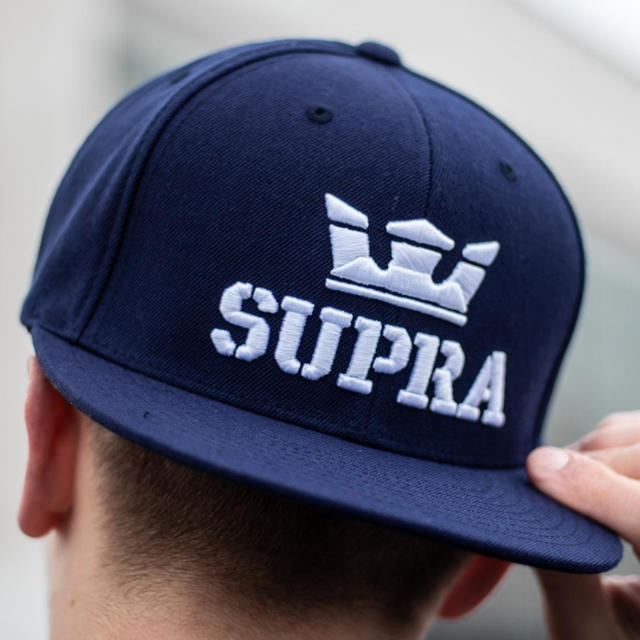 SUPRA(スープラ)のSupra snap back cap navy メンズの帽子(キャップ)の商品写真