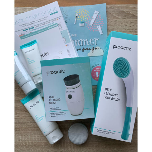 proactiv(プロアクティブ)の新品未使用　プロアクティブ　おためし30日セット　ブラシ付き コスメ/美容のスキンケア/基礎化粧品(化粧水/ローション)の商品写真