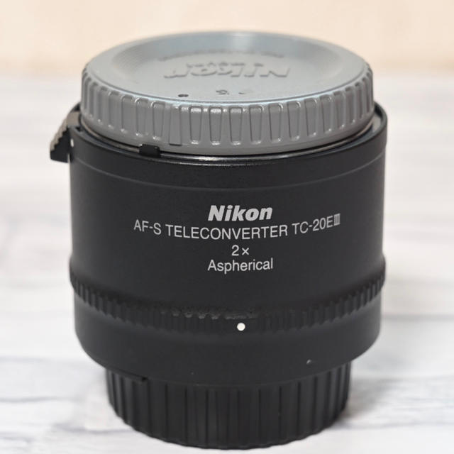 Nikon(ニコン)のNikon テレコンバーター TC-20EⅢ スマホ/家電/カメラのカメラ(その他)の商品写真