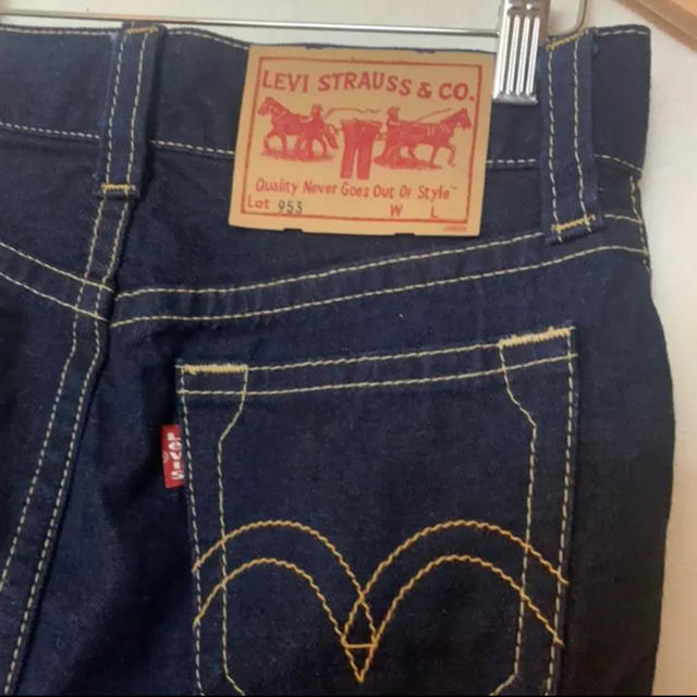 Levi's(リーバイス)の週末限定セール❗️ Levi’s 美品⭐️ デニムタイトスカート レディースのスカート(ひざ丈スカート)の商品写真