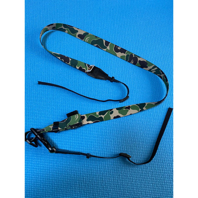 A BATHING APE(アベイシングエイプ)のNMさん専用　A BATHING APE  ABC CAMERA STRAP  スマホ/家電/カメラのスマホアクセサリー(ネックストラップ)の商品写真