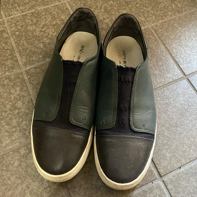 ISSEY MIYAKE - イッセイミヤケ ISSEY MIYAKE MEN leather slipponの通販 by 気まぐれ断捨離