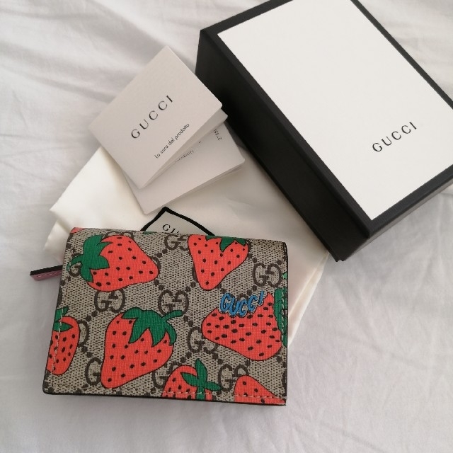 美品!GUCCI いちご 財布 ミニウォレット 大阪販売中 fundacaolacorosa.com