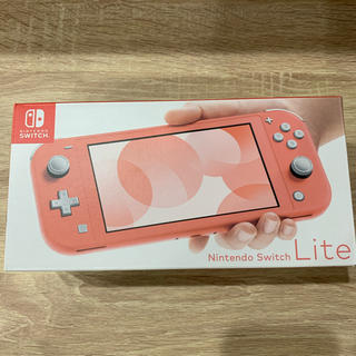 ニンテンドースイッチ(Nintendo Switch)の任天堂　Switch lite コーラル　ピンク (携帯用ゲーム機本体)