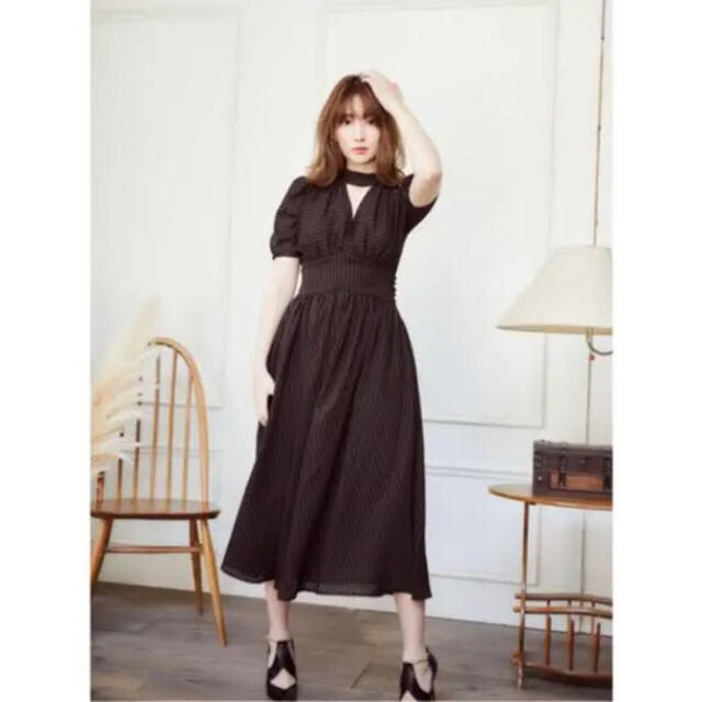 【最終お値下げ】Herlipto Striped Midi Dress