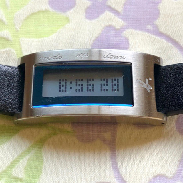 agnes b.(アニエスベー)のパン　様　😊　アニエス　⑭    デジタル腕時計・稼動品✨ レディースのファッション小物(腕時計)の商品写真