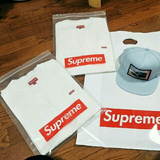 Supreme Small box Tee 1