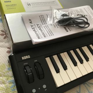 コルグ(KORG)のkorg microKEY2-37(MIDIコントローラー)