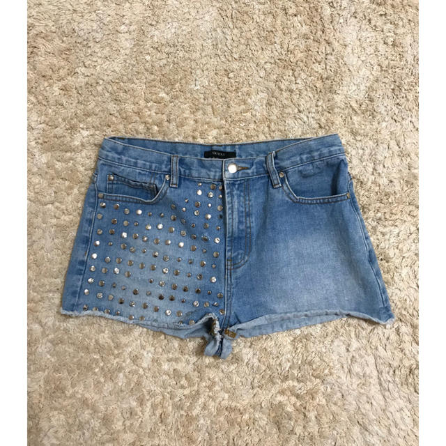 FOREVER 21(フォーエバートゥエンティーワン)のForever 21 デニムパンツ レディースのパンツ(ショートパンツ)の商品写真