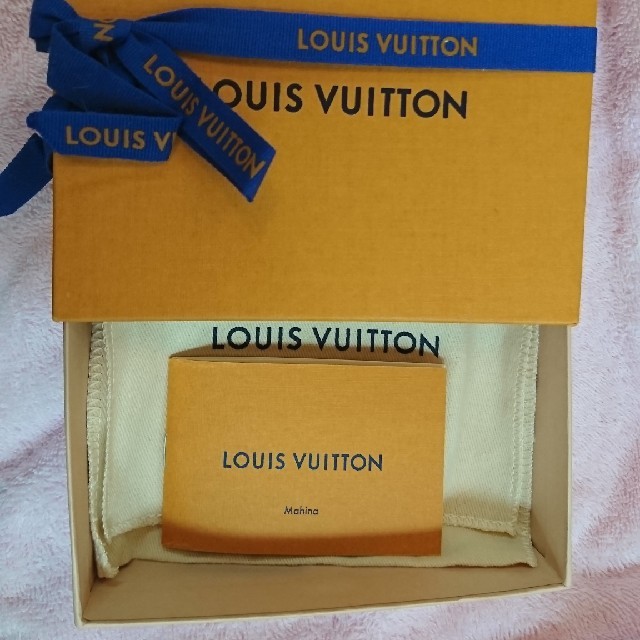 LOUIS VUITTON(ルイヴィトン)のルイヴィトン box レディースのバッグ(ショップ袋)の商品写真