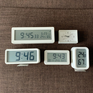ムジルシリョウヒン(MUJI (無印良品))の無印良品 デジタル電波時計、デジタル時計小、駅の時計ミニ、バスクロック、室温度計(置時計)
