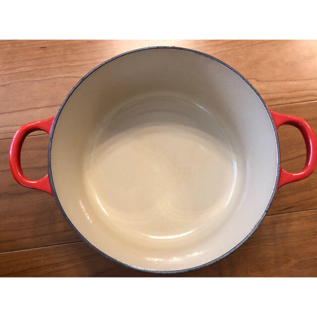 LE CREUSET(ルクルーゼ)のLE CREUSET 22cm インテリア/住まい/日用品のキッチン/食器(鍋/フライパン)の商品写真