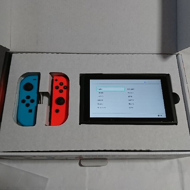 問屋 Nintendo Switch 旧型！ジョイコン付 完品！本体セット 送料込み！