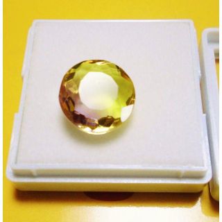 😎合成石😆トルマリン.✨マルチカラー 10.15ct ケース付(その他)