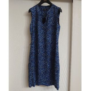 【美品】CAROLL PARIS 花柄ワンピース(ひざ丈ワンピース)