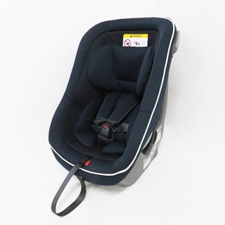 送料無料　新品タカタ　takata04　ビーンズ　ネイビー(自動車用チャイルドシート本体)