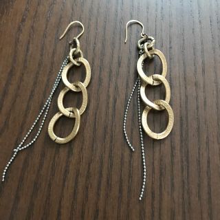 ピアス(ピアス)