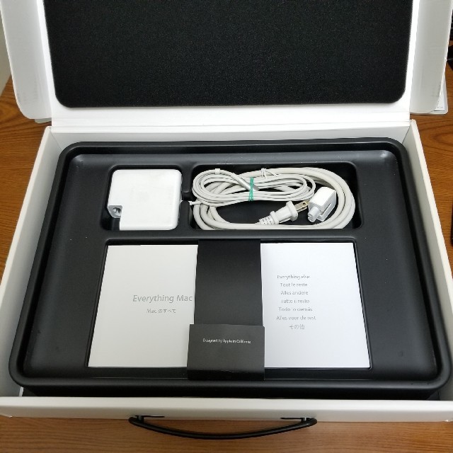 激速美品 Macbook Pro 15インチ 8GB/SSD240GB