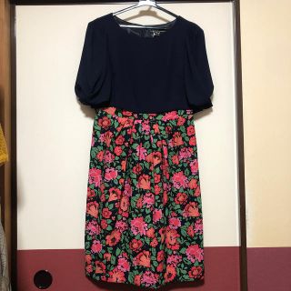 スウィングル(Swingle)のSwingle 切替ワンピース👗定価14,000円！(ひざ丈ワンピース)