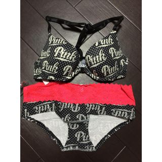 ヴィクトリアズシークレット(Victoria's Secret)の32AAブラセット(ブラ&ショーツセット)