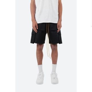 フィアオブゴッド(FEAR OF GOD)のmnml cargo drawcord shorts カーゴショートパンツ　M(ショートパンツ)