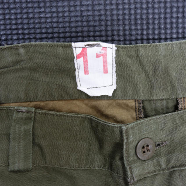 1LDK SELECT(ワンエルディーケーセレクト)の希少 M47 11サイズ デッドストック フランス軍 m-47 パンツ m52 メンズのパンツ(ワークパンツ/カーゴパンツ)の商品写真