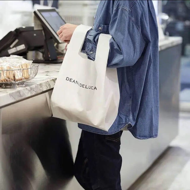 DEAN & DELUCA(ディーンアンドデルーカ)のディーンアンドデルーカ  レディースのバッグ(エコバッグ)の商品写真