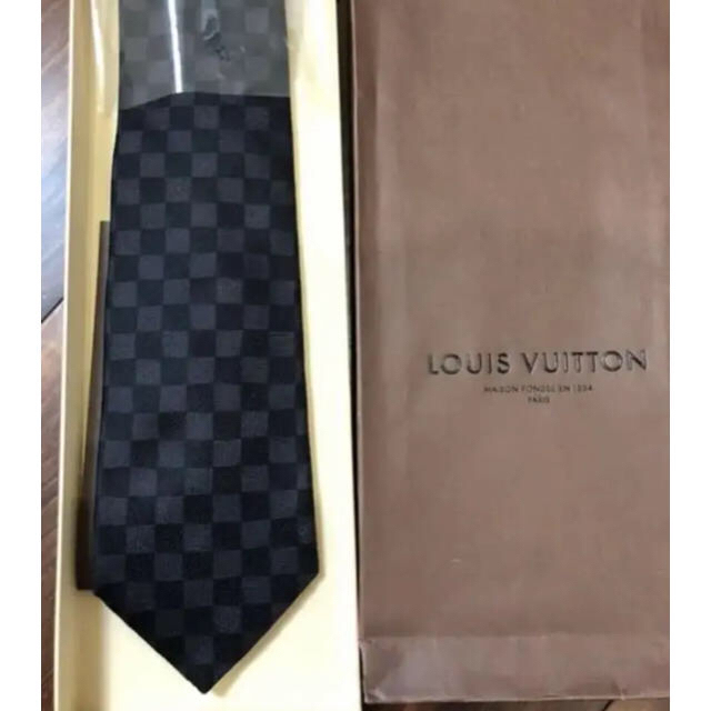 LOUIS VUITTON(ルイヴィトン)のルイヴィトン　ネクタイ　ダミエ メンズのファッション小物(ネクタイ)の商品写真