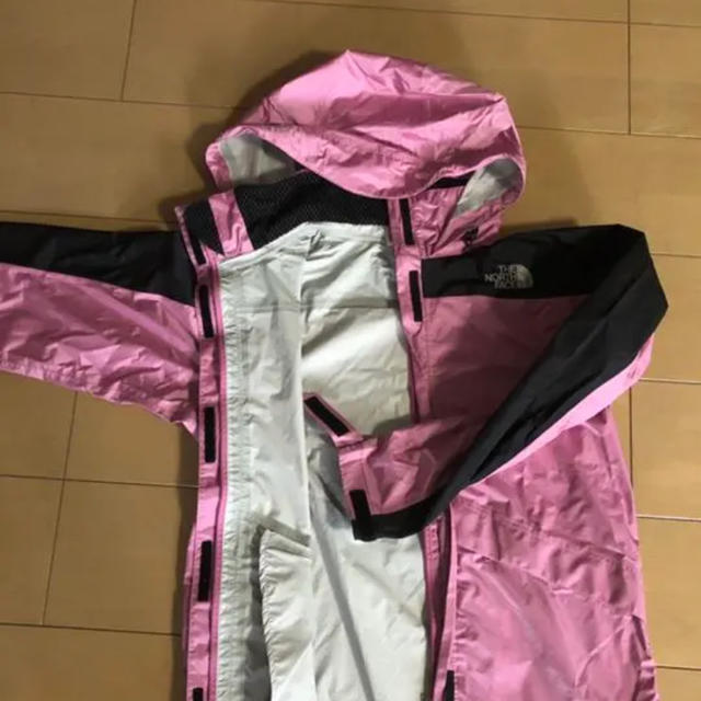 THE NORTH FACE(ザノースフェイス)の週末値下げ‼︎ノースフェイス  レディース S レインウェア　上下セット スポーツ/アウトドアのアウトドア(登山用品)の商品写真