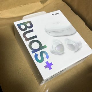 ギャラクシー(Galaxy)の【新品】Galaxy Buds+ ホワイト Galaxy Buds(ヘッドフォン/イヤフォン)