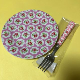 キャスキッドソン(Cath Kidston)の✨新品未使用✨美品✨ キャスキッドソン ケーキ皿 フォーク セット(食器)