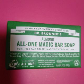 マジックソープ(Magic Soap)のマジックソープバー新品アーモンドドクターブロナー(ボディソープ/石鹸)